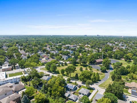 Tiny photo for 337 Sheldon Avenue, Downers Grove, IL 60515 (MLS # 12738029)
