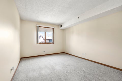 Tiny photo for 10420 Circle Drive #24B, Oak Lawn, IL 60453 (MLS # 12732155)