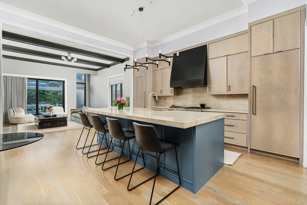 2044 N Fremont Street