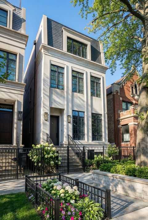 2044 N Fremont Street Chicago IL 60614