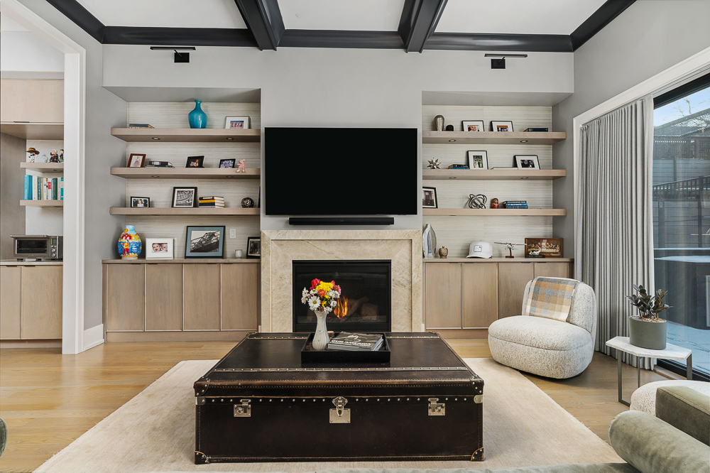 2044 N Fremont Street