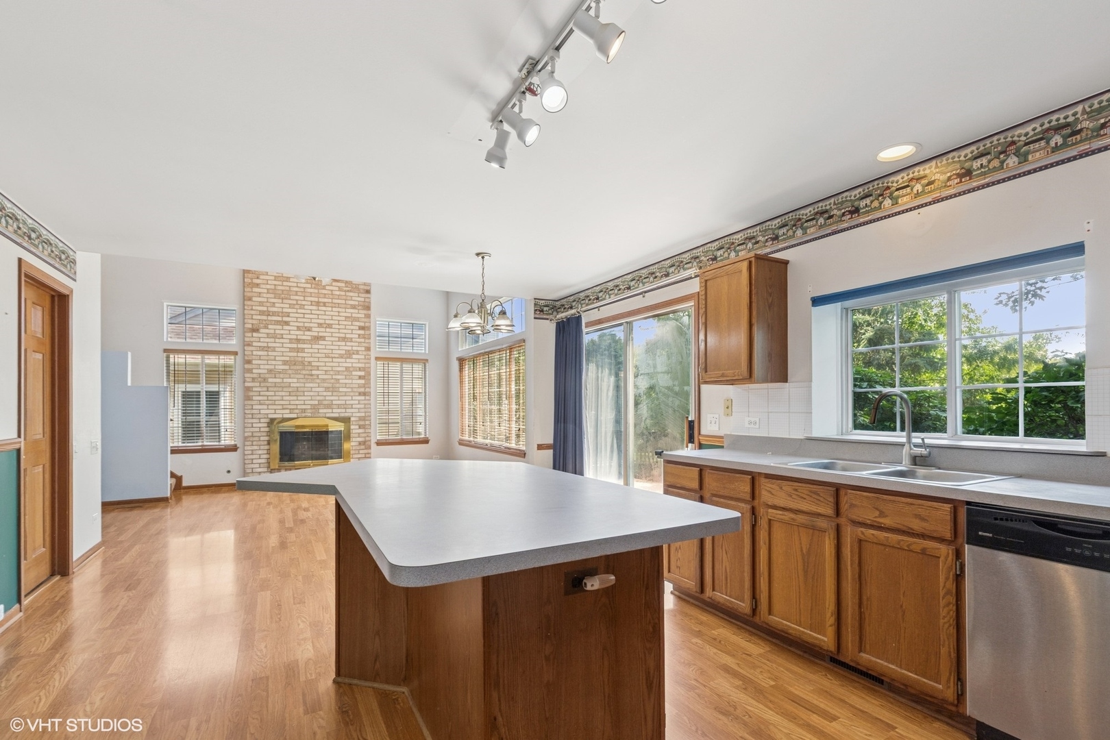 1120 Popes Creek Circle