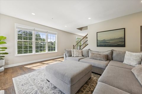 Tiny photo for 1432 Cascade Lane, Barrington, IL 60010 (MLS # 12502411)