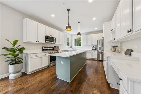 Tiny photo for 1432 Cascade Lane, Barrington, IL 60010 (MLS # 12502411)