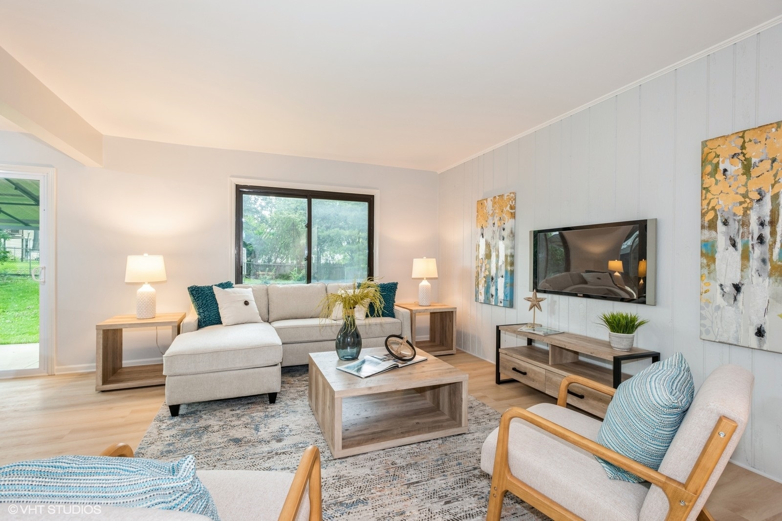 638 Iroquois Trail