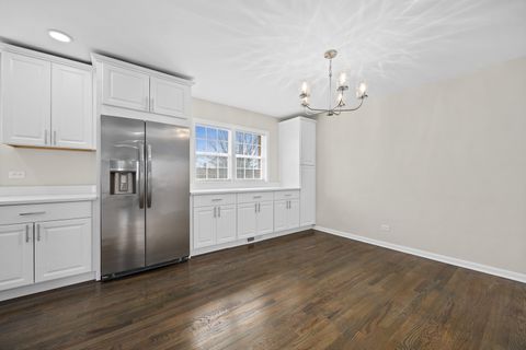 Tiny photo for 823 E 163rd Street, South Holland, IL 60473 (MLS # 12581624)