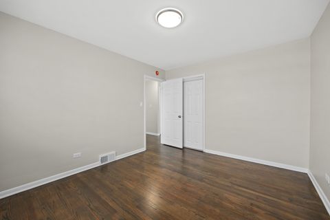 Tiny photo for 823 E 163rd Street, South Holland, IL 60473 (MLS # 12581624)