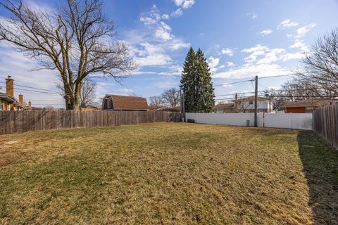 Tiny photo for 823 E 163rd Street, South Holland, IL 60473 (MLS # 12581624)
