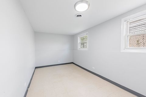 Tiny photo for 16544 Marshfield Avenue S, Markham, IL 60428 (MLS # 12632390)