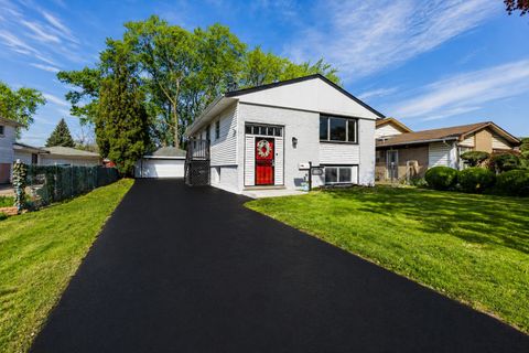 Tiny photo for 16544 Marshfield Avenue S, Markham, IL 60428 (MLS # 12632390)