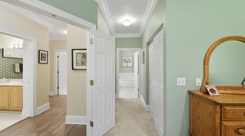 Tiny photo for 2550 Camberley Circle #5-810, Westchester, IL 60154 (MLS # 12465142)