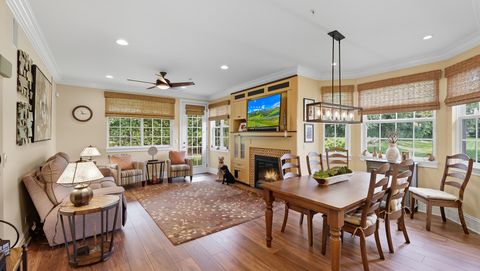 Tiny photo for 2550 Camberley Circle #5-810, Westchester, IL 60154 (MLS # 12465142)