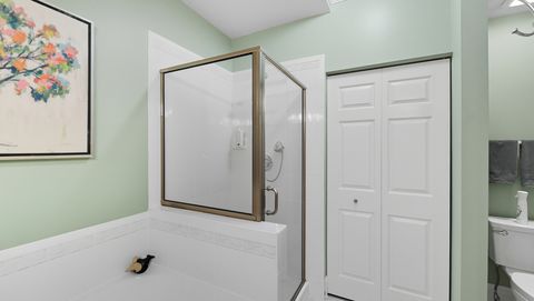 Tiny photo for 2550 Camberley Circle #5-810, Westchester, IL 60154 (MLS # 12465142)