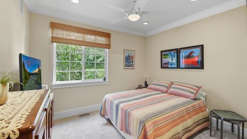 Tiny photo for 2550 Camberley Circle #5-810, Westchester, IL 60154 (MLS # 12465142)