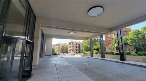 Tiny photo for 3930 N Pine Grove Avenue #2313, Chicago, IL 60613 (MLS # 12434984)