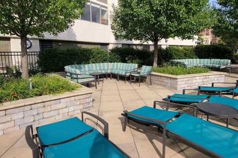 Tiny photo for 3930 N Pine Grove Avenue #2313, Chicago, IL 60613 (MLS # 12434984)