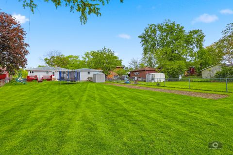 Tiny photo for 16806 Forest View Drive, Tinley Park, IL 60477 (MLS # 12635561)