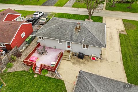 Tiny photo for 16806 Forest View Drive, Tinley Park, IL 60477 (MLS # 12635561)