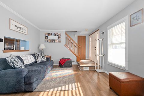 Tiny photo for 16106 Creekmont Court, Tinley Park, IL 60487 (MLS # 12532552)