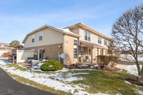Tiny photo for 16106 Creekmont Court, Tinley Park, IL 60487 (MLS # 12532552)
