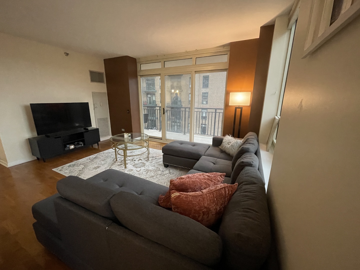 1111 S WABASH Avenue 711