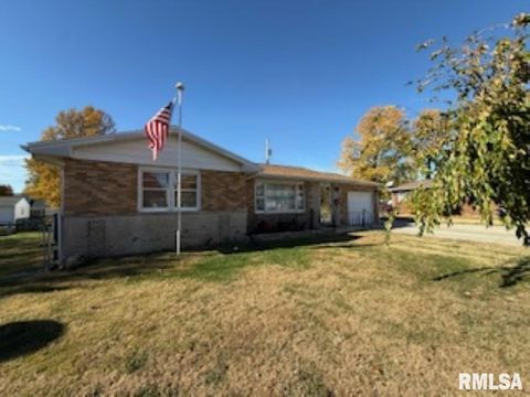 Tiny photo for 424 NOEL Court, Quincy, IL 62305 (MLS # QC4269221)
