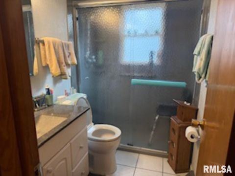 Tiny photo for 424 NOEL Court, Quincy, IL 62305 (MLS # QC4269221)