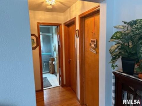 Tiny photo for 424 NOEL Court, Quincy, IL 62305 (MLS # QC4269221)