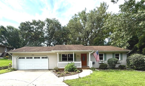 Photo of 1130 Lincoln Avenue, Lowell, IN 46356 (MLS # 12735277)