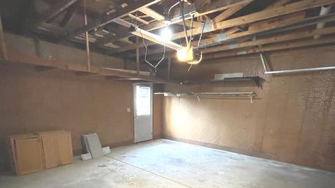 Tiny photo for 2100 Lloyd Avenue, Lombard, IL 60148 (MLS # 12413166)