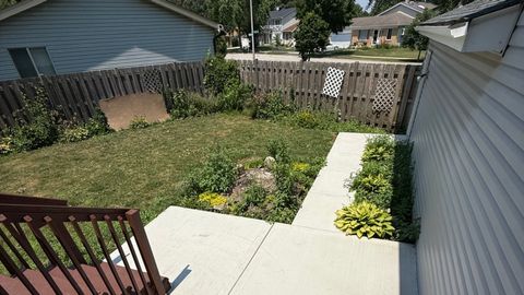 Tiny photo for 2100 Lloyd Avenue, Lombard, IL 60148 (MLS # 12413166)