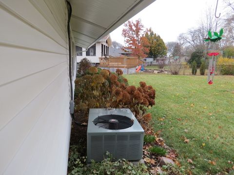 Tiny photo for 6829 Roberts Drive, Woodridge, IL 60517 (MLS # 12521350)