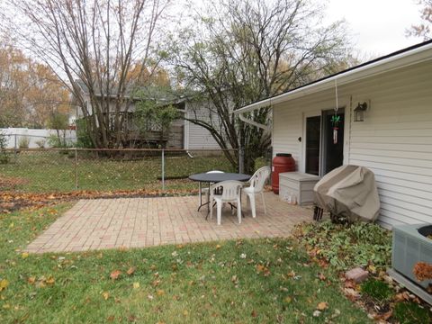 Tiny photo for 6829 Roberts Drive, Woodridge, IL 60517 (MLS # 12521350)