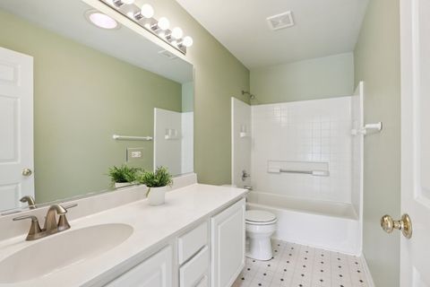 Tiny photo for 7046 Nathan Lane, Carpentersville, IL 60110 (MLS # 12489855)