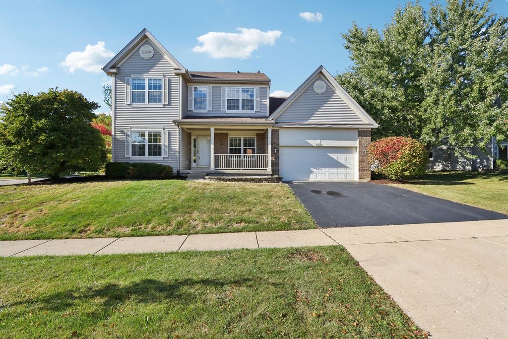 Photo for 7046 Nathan Lane, Carpentersville, IL 60110 (MLS # 12489855)