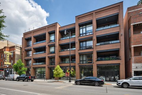 Photo of 3037 N Lincoln Avenue #205, Chicago, IL 60657 (MLS # 12715512)