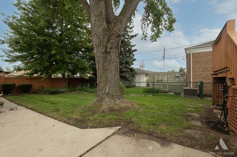 Tiny photo for 9313 Parkside Avenue, Oak Lawn, IL 60453 (MLS # 12765628)