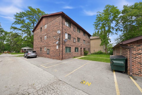 Tiny photo for 9535 S 54th Avenue #3N, Oak Lawn, IL 60453 (MLS # 12735583)