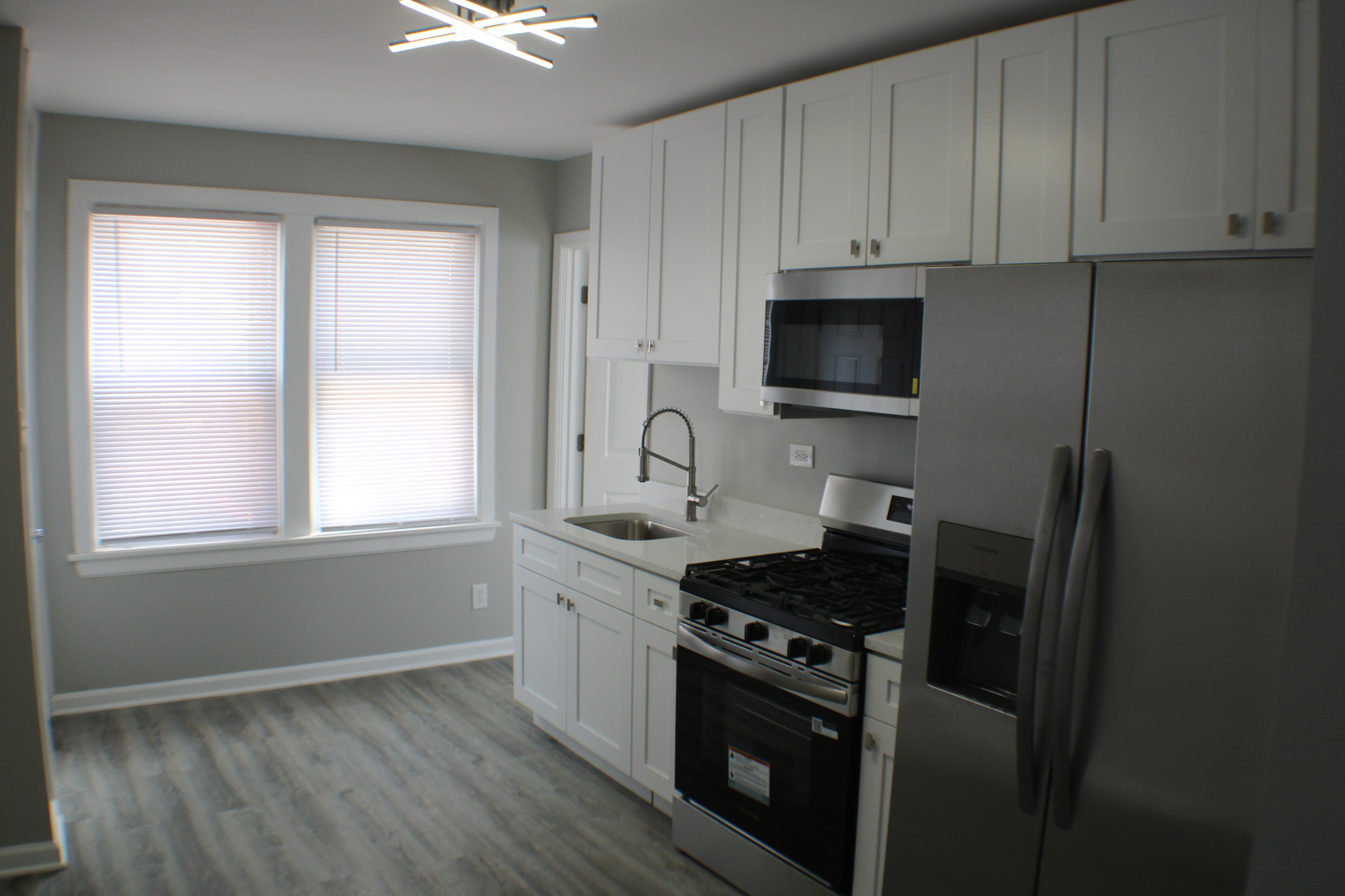 2014 W 52nd Street S