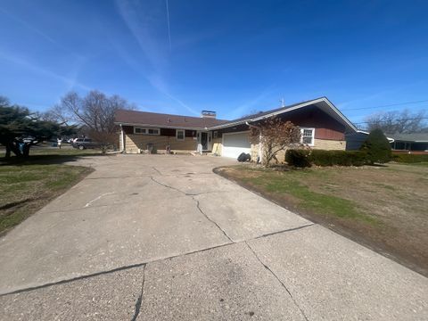 Photo of 4019 5th Street, East Moline, IL 61244 (MLS # 12607316)