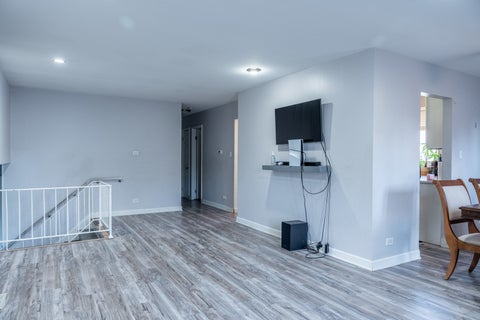 Tiny photo for 33 Jacobsen Avenue, Glendale Heights, IL 60139 (MLS # 12738359)