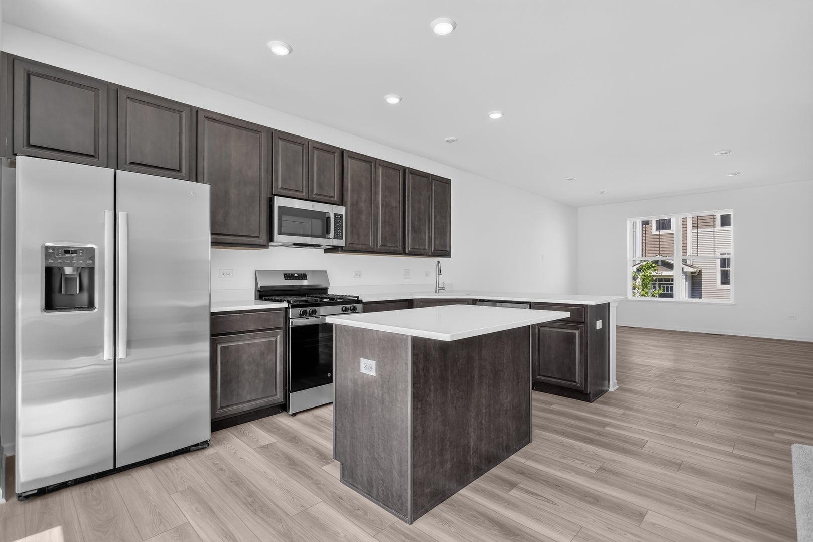 434 Red Oak Circle
