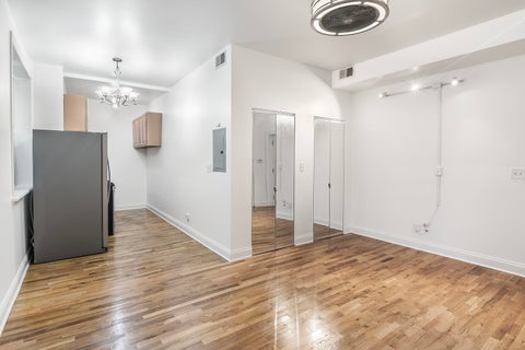 Tiny photo for 6812 N Wayne Avenue #1D, Chicago, IL 60626 (MLS # 12772570)