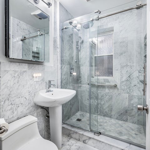 Tiny photo for 6812 N Wayne Avenue #1D, Chicago, IL 60626 (MLS # 12772570)