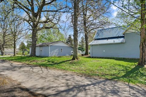 Tiny photo for 707 N Gray Street, Sidell, IL 61876 (MLS # 12621995)