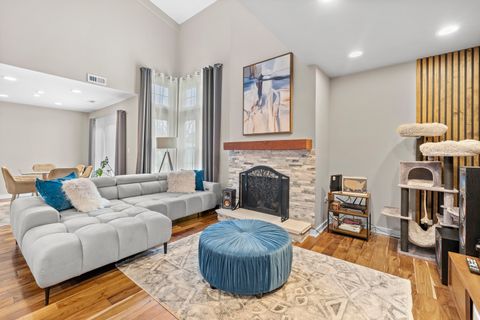 Tiny photo for 145 E Raleigh Court, Bloomingdale, IL 60108 (MLS # 12605821)