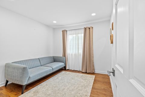 Tiny photo for 145 E Raleigh Court, Bloomingdale, IL 60108 (MLS # 12605821)