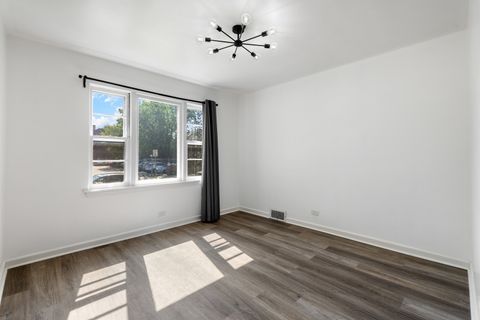 Tiny photo for 1618 Gunderson Avenue, Berwyn, IL 60402 (MLS # 12636547)