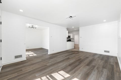 Tiny photo for 1618 Gunderson Avenue, Berwyn, IL 60402 (MLS # 12636547)