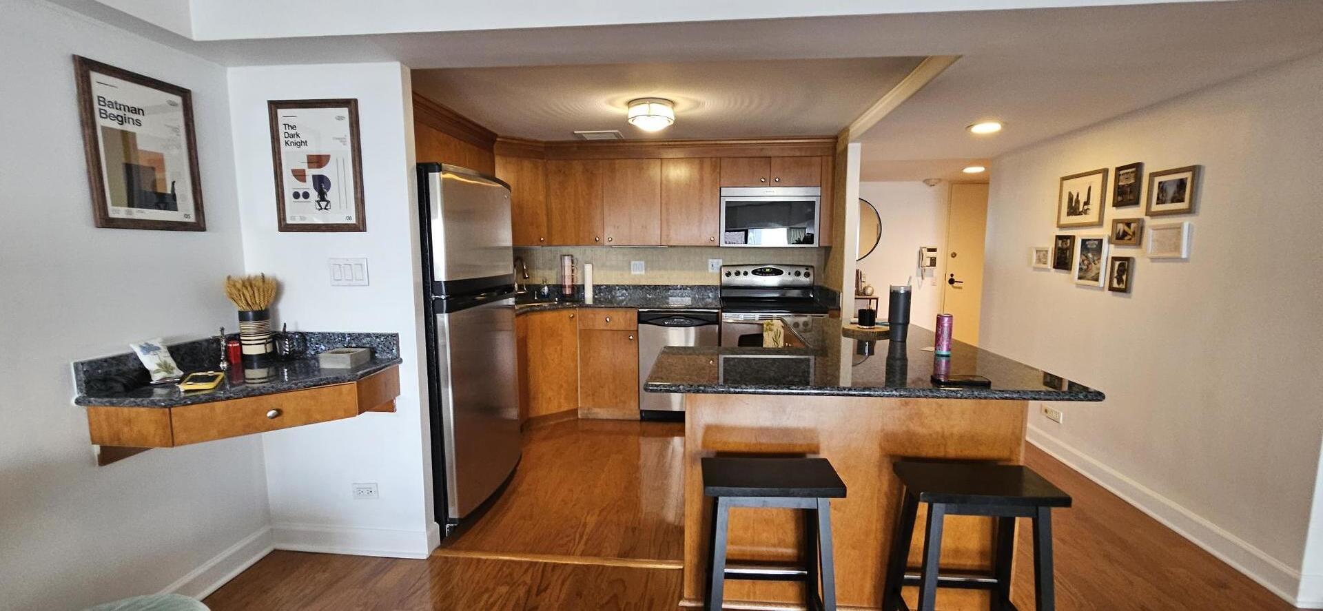 175 E Delaware Place 4522